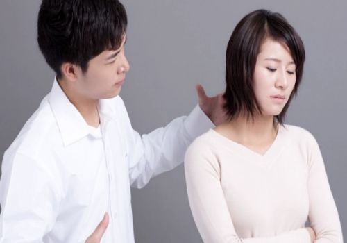 三亚出轨取证：遗赠和遗嘱继承的哪个法律效力大